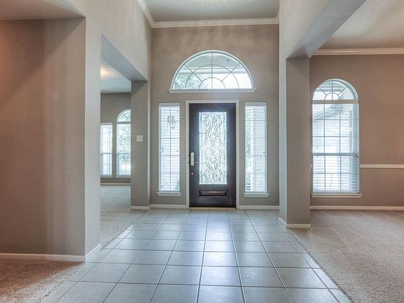 3rd image of 10010 Palisade Lakes Dr