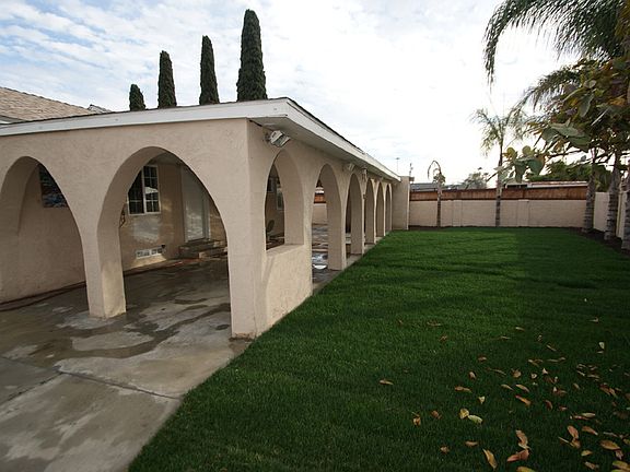 3rd image of 762 Bollenbacher St