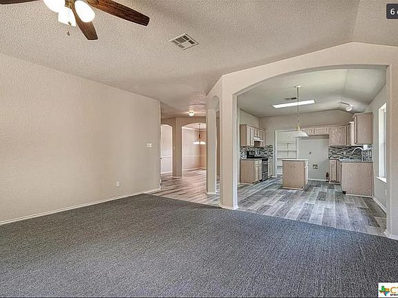 5th image of 1506 Amarylis Dr