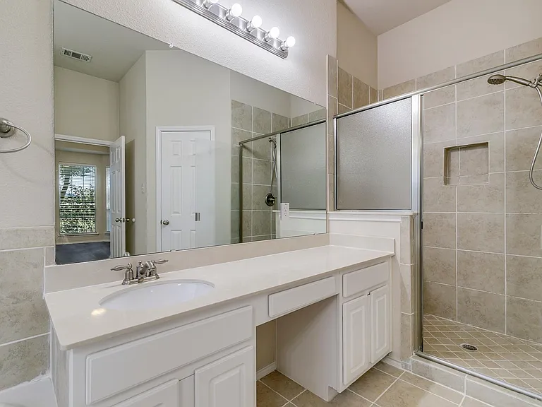 11570 Beeville Dr — Photo 17
