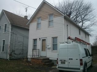 3244 W 32nd St, Cleveland, OH