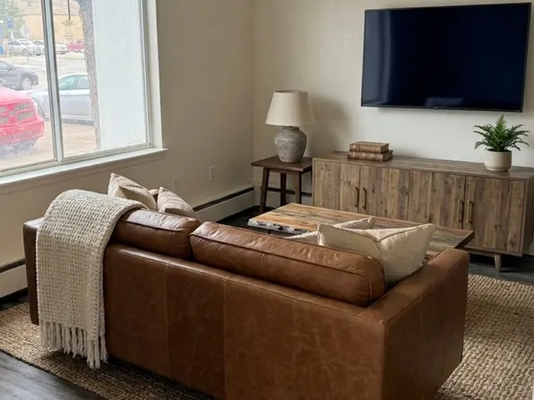 Silver Valley Apartments