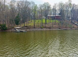 81 Beech Point Dr, Cadiz, KY 42211