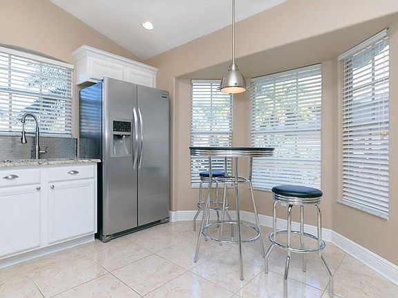 4th image of 3133 Crystal Creek Blvd