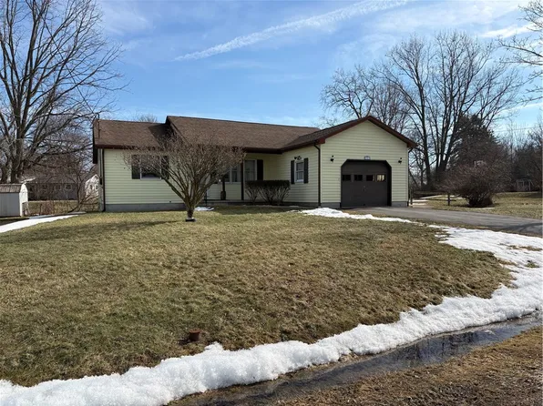 101 Ridgewood Dr, Geneva, NY 14456