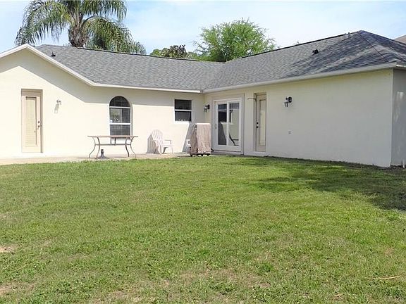 3rd image of 1115 Jayhil Dr