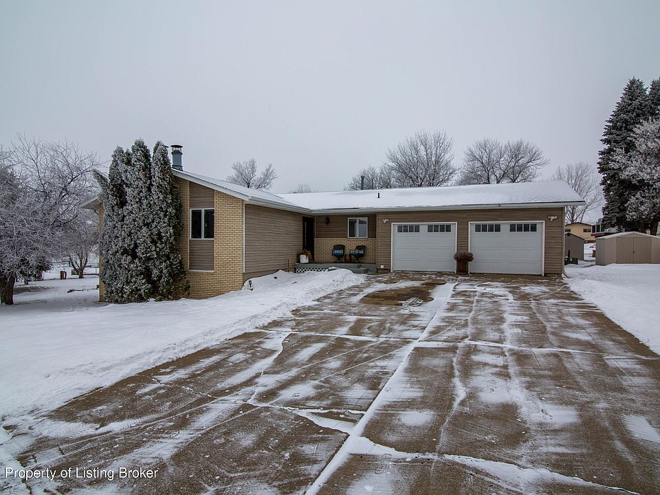 1st image of 1013 Cypress Dr