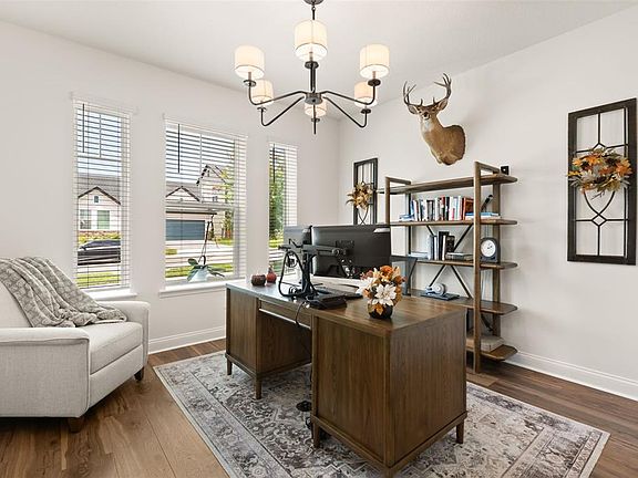 4th image of 16974 CEDAR VALLEY CIRCLE