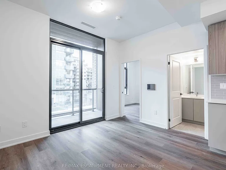 2075 Lakeshore Rd #416 — Photo 10