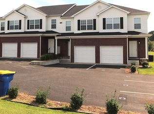 730 Village Creek Dr, Bowling Green, KY 42101
