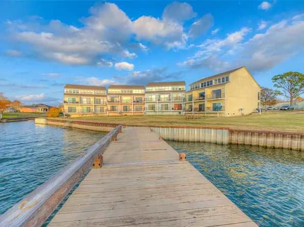 445 Carolcrest Ln #323, Livingston, TX 77351