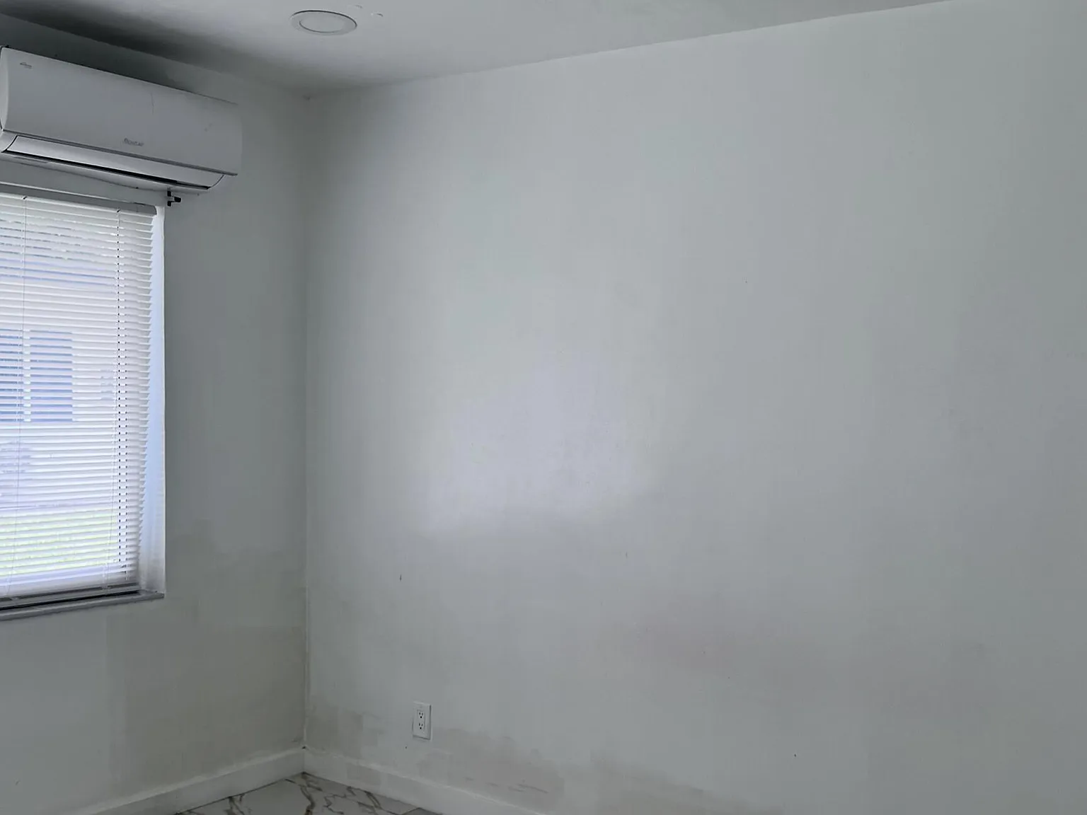 1 bed, 1.0 bath, 3945 sqft, $1,700 — Photo 4