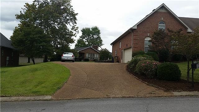 2nd image of 104 Wynlands Dr