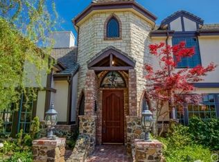 30130 Mulholland Hwy, Agoura Hills, CA 91301