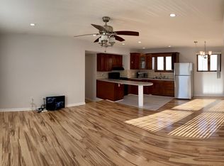 324 Dartmouth St #2, New Bedford, MA 02740