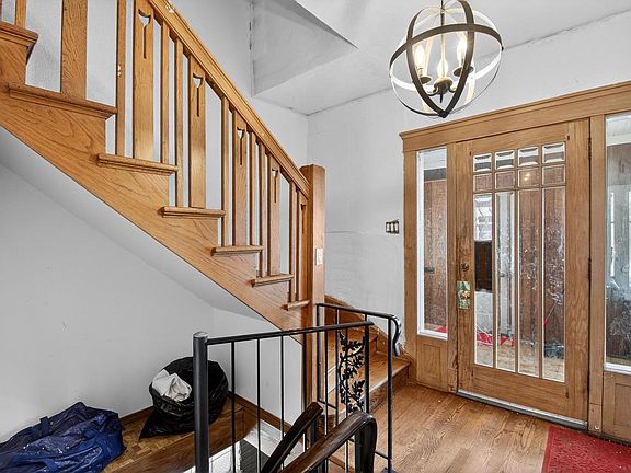 5th image of 1334 Quincy AVENUE