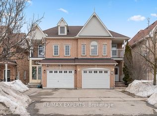 62 Colonial Cres, Richmond Hill, ON