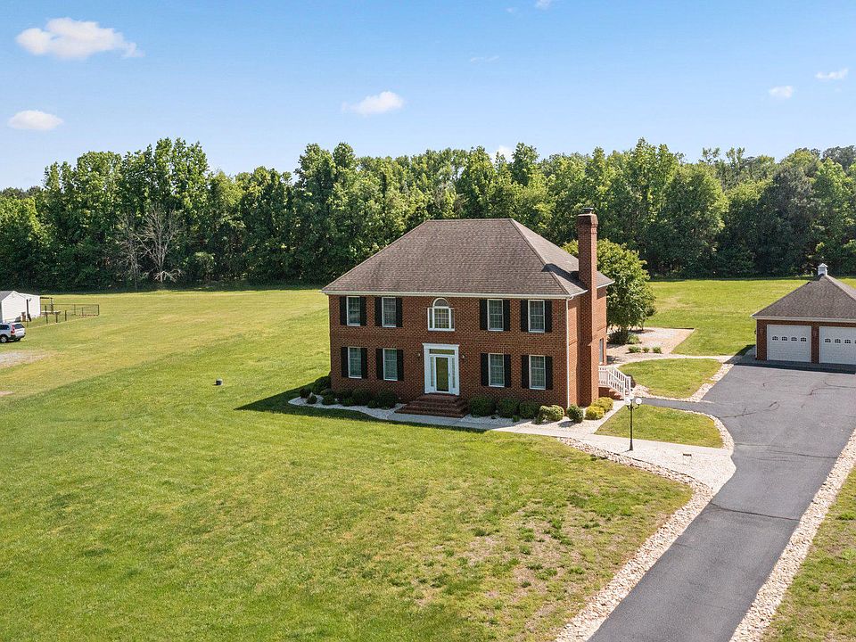 2004 Cold Cheer Dr, Tappahannock, VA 22560 MLS VAES2000416 Zillow