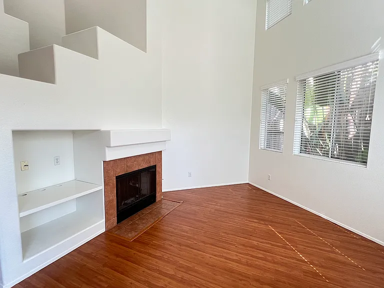 10895 Caminito Arcada — Photo 5