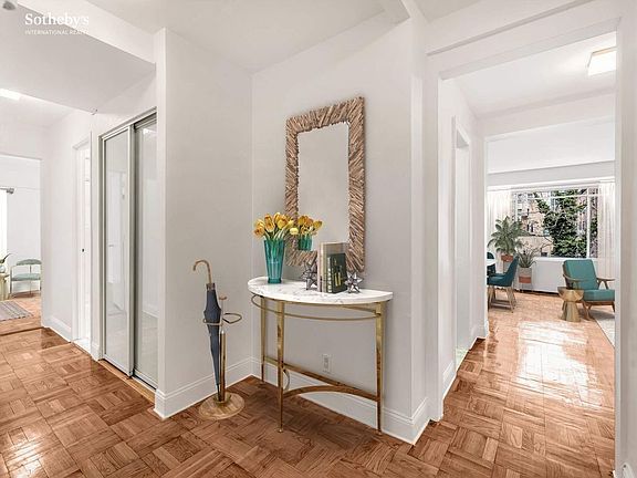 5th image of 310 Lexington Ave APT 6A