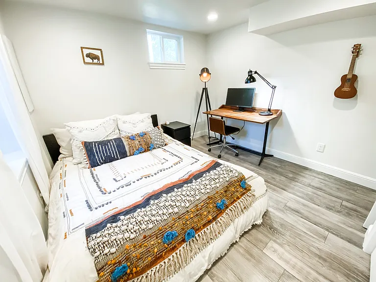 770 Loveland St #BASEMENT — Photo 4