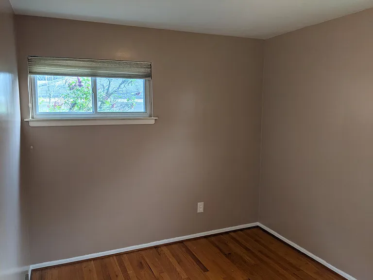 29714 Rosslyn Ave — Photo 16