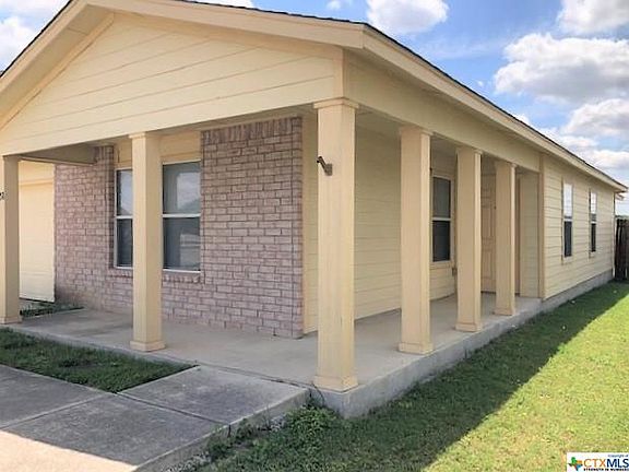 3rd image of 3258 Palo Crest Dr