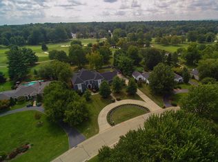 8902 Denington Dr, Hurstbourne, KY 40222