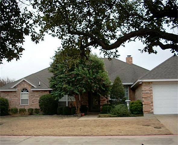 1st image of 6701 Bellaire Country Pl