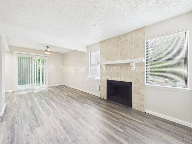 3102 Eaton St — Photo 4