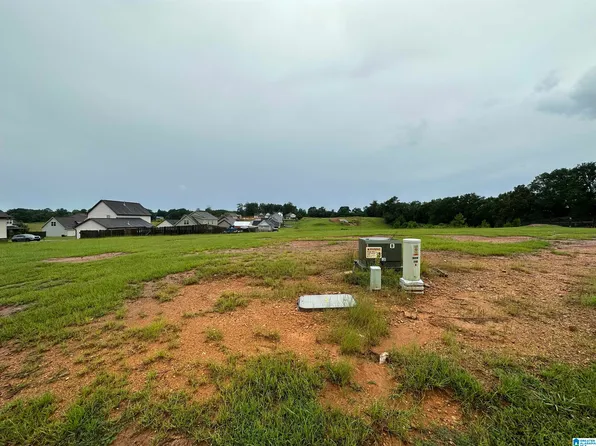 240 Taylors Farm Dr #16, Lincoln, AL 35096