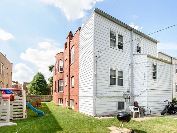 3rd image of 5036 W Cullom Ave