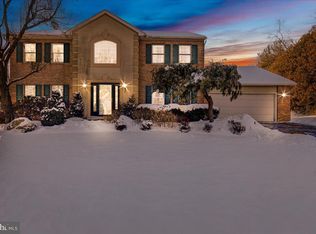 24 Kinsey Hill Dr, Birdsboro, PA 19508