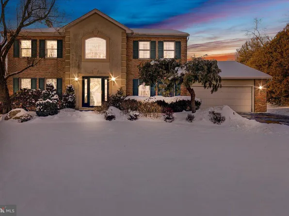 24 Kinsey Hill Dr, Birdsboro, PA 19508