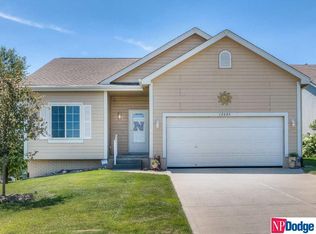 18009 Gertrude St, Omaha, NE 68136