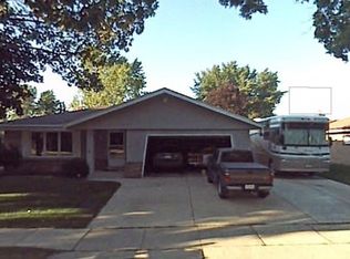 1246 School Dr, Waukesha, WI 53189