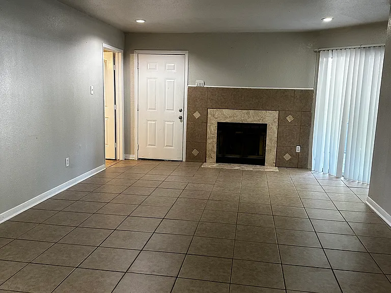 9797 Leawood Blvd #1413 — Photo 5