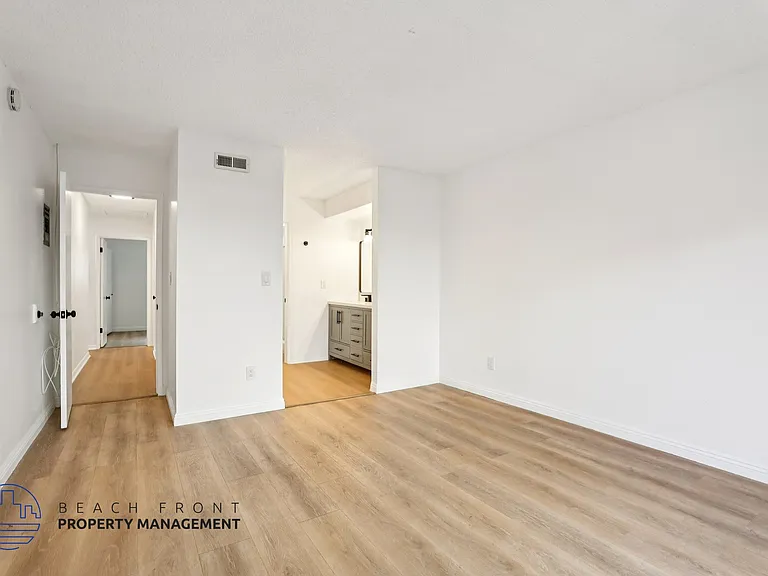 13561 Arizona Street — Photo 23
