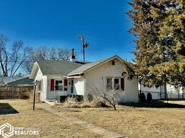 1809 S 15th St, Burlington, IA 52601