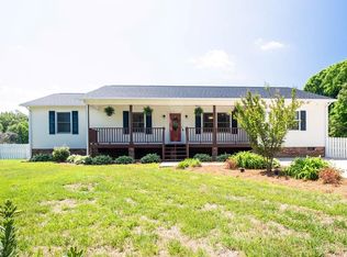 4280 Hoover Hill Rd, Trinity, NC 27370