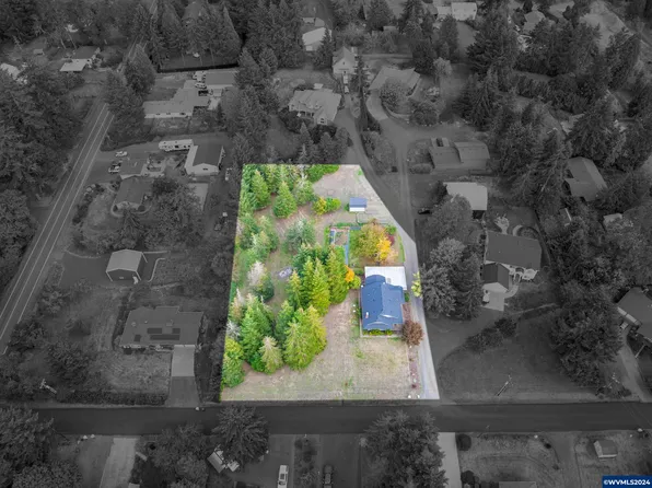 2943 Pineview Dr NW, Albany, OR 97321