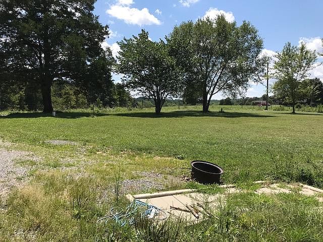 2nd image of 1460 Sleepy Hollow Rd