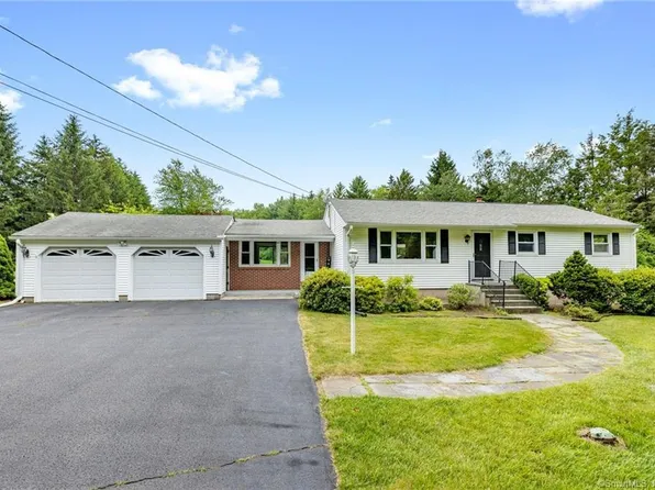51 Rock Road, Burlington, CT 06013