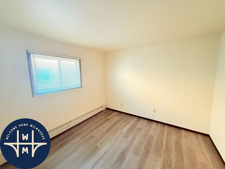 8223 W Oklahoma Ave #7 — Photo 4
