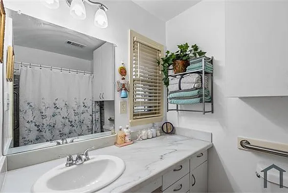 4103 Madden Ln — Photo 8