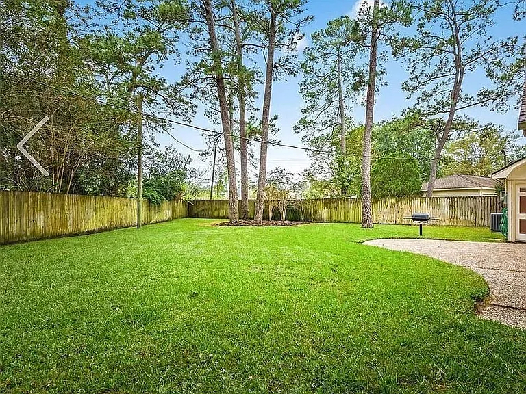 12115 Fawnview Dr — Photo 2