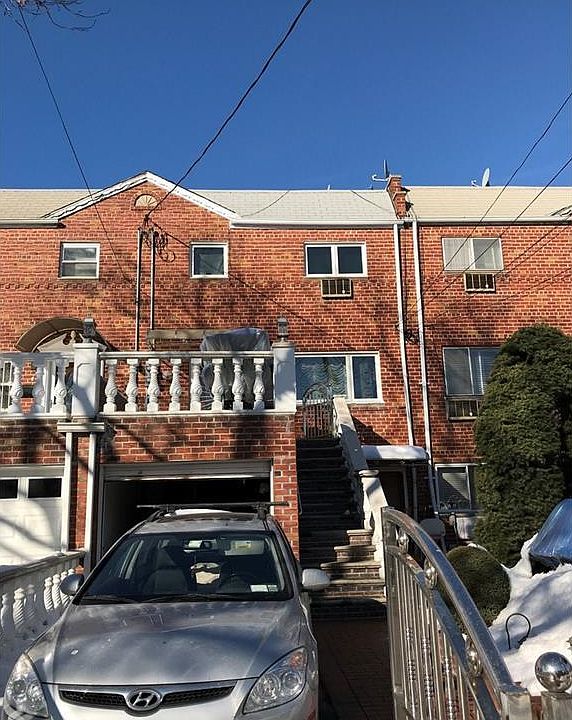 1st image of 8744 16th Ave