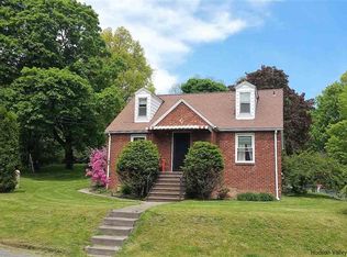 26 Larch St, Kingston, NY 12401