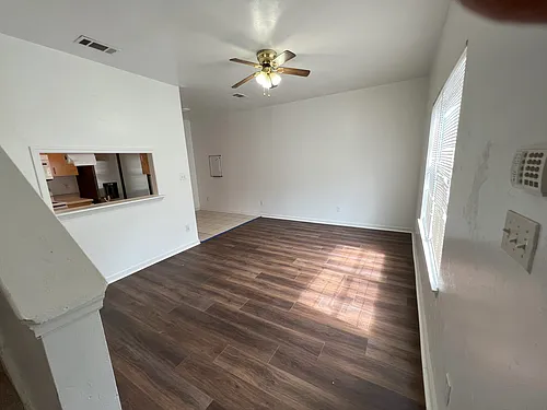 2403 Hartsfield Rd #606 Photo 1