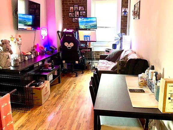 5th image of 4731 37th St APT 4B